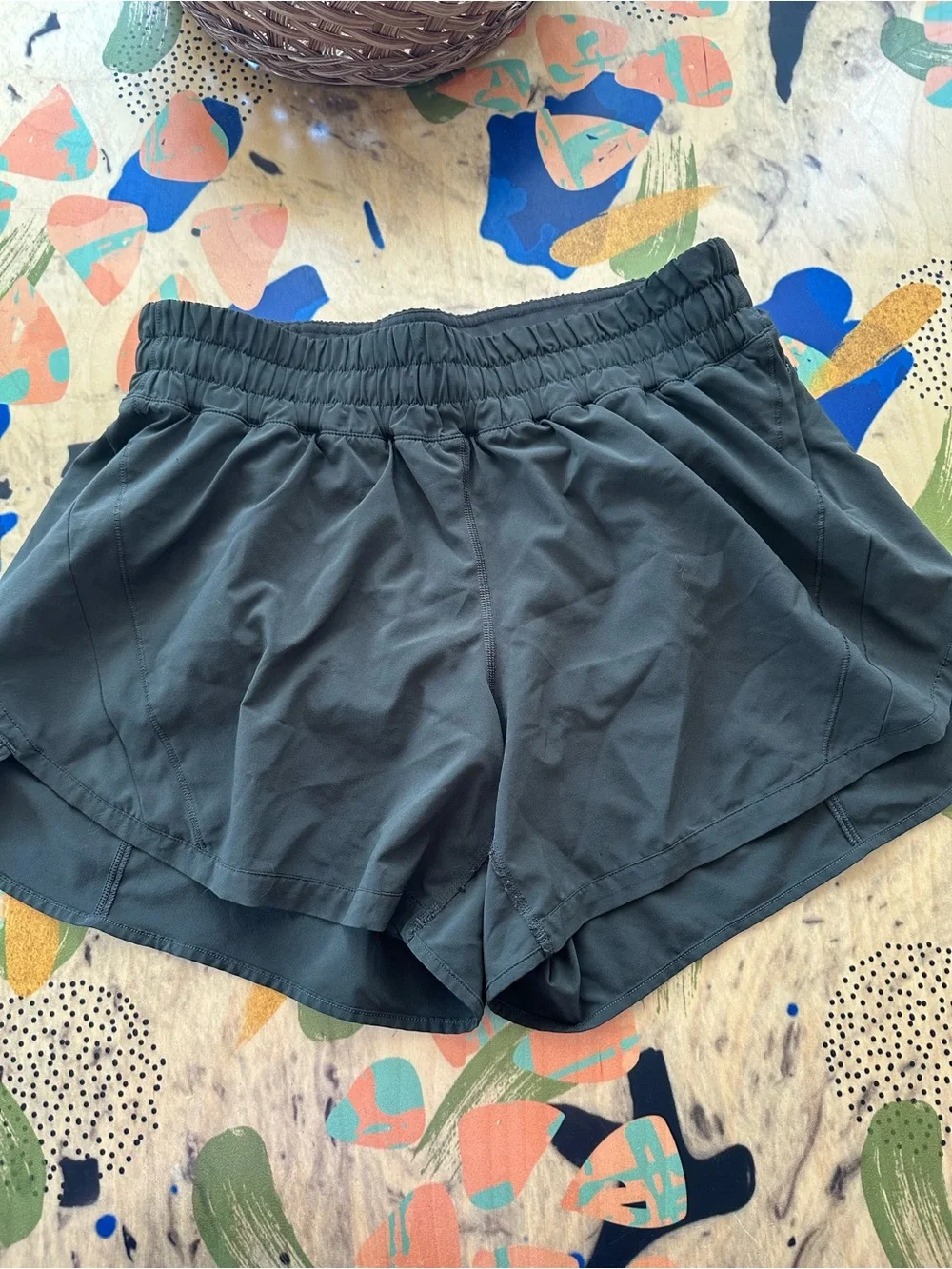 Lululemon Track That Mid Rise Lined Short 5” - Picture 2 of 4